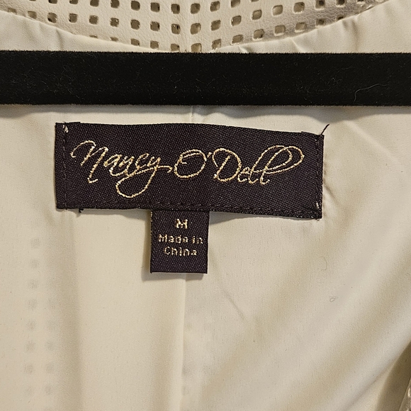 Women's Ivory White Vintage Faux Leather Jacket - Picture 6 of 7